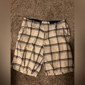 Mens 33 waist Aeropostale shorts